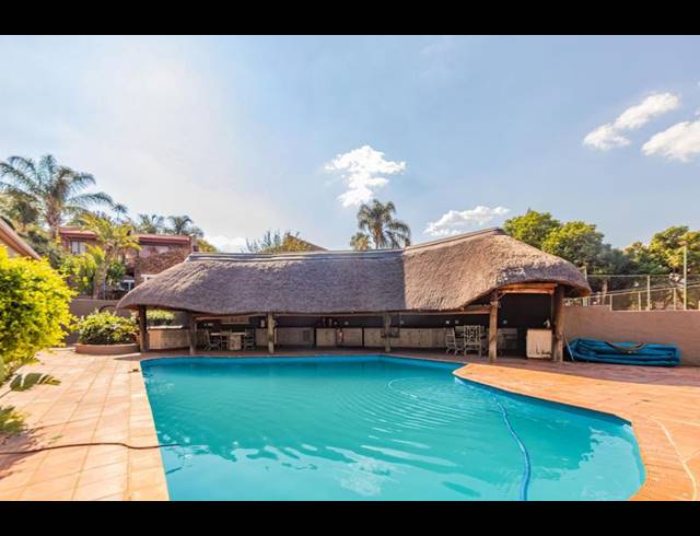 5 BEDROOM HOUSE FOR SALE IN WATERKLOOF